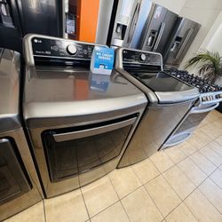 LG WASHER AND DRYER