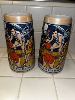 2x Budweiser Basketball Steins