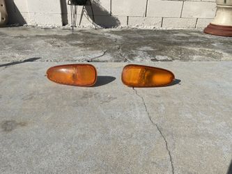 3000GT 94 95 96 97 98 RH & LH Front Corner Turn Signal Marker Light