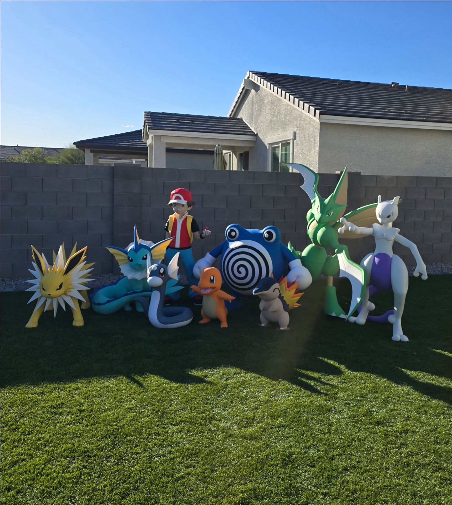 Pokémon Statue