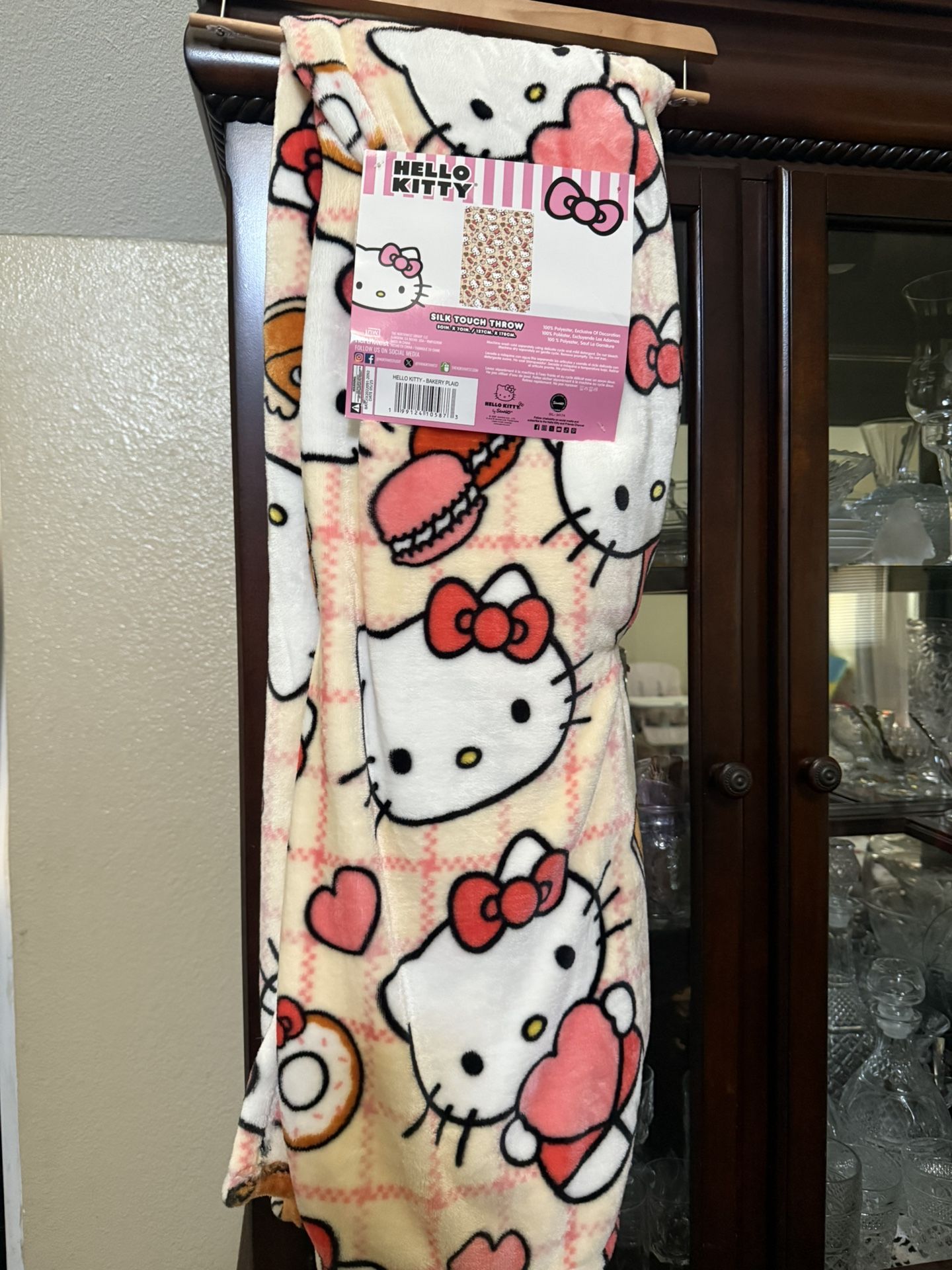 Hello Kitty Bakery