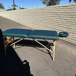 Massage Table 