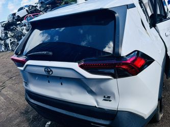 🚘 Toyota RAV4 2021 Parts 