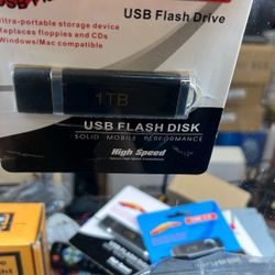 USB Flash Drive 1 TB.