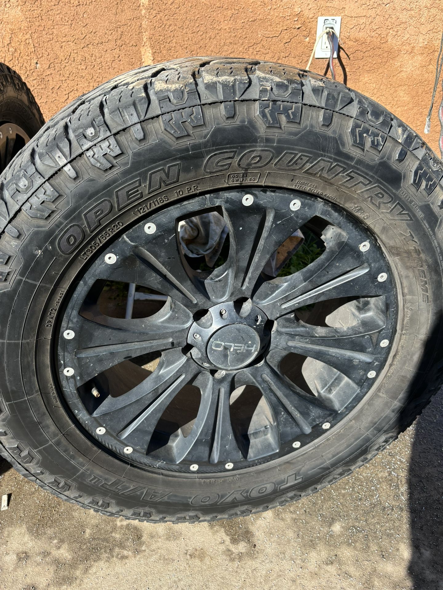 20 “ Helo Rims And Tires