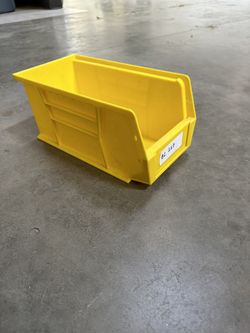 QUS 230 Storage bins In Yellow And Blue colors