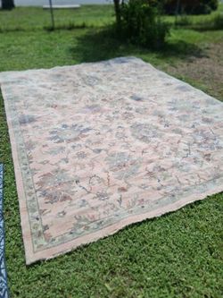 NICE LARGE 9 BY 12 AREA RUG