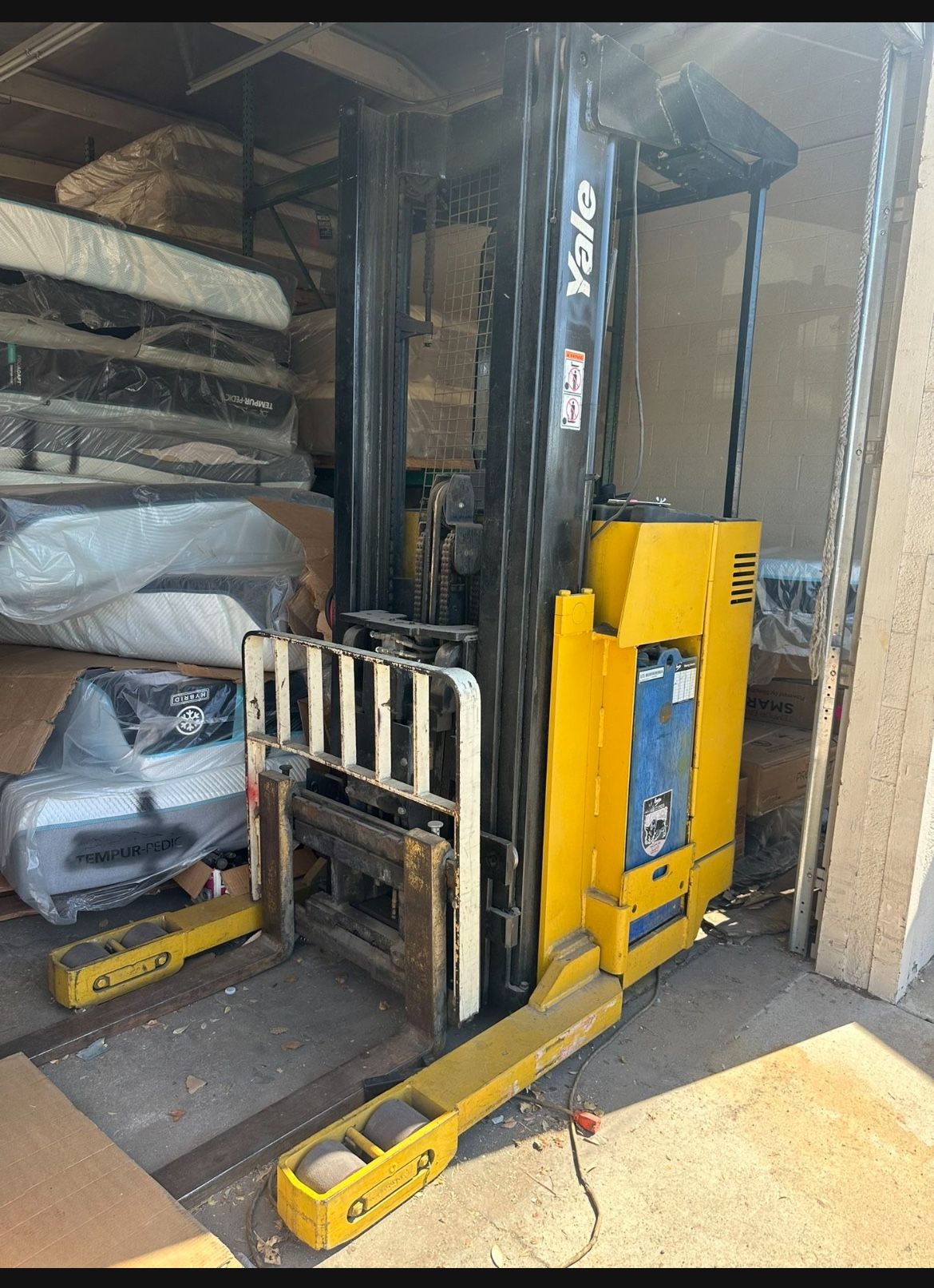 FORKLIFT YALE for Sale in Phoenix, AZ OfferUp