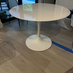 Kitchen Table Round 