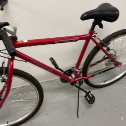 Magna Glacier Point.wheels 26”