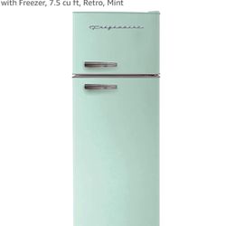 Refrigerator Frigidaire Retro Bought December 2022