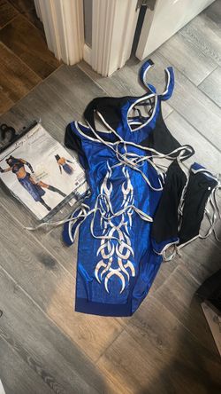 Costume