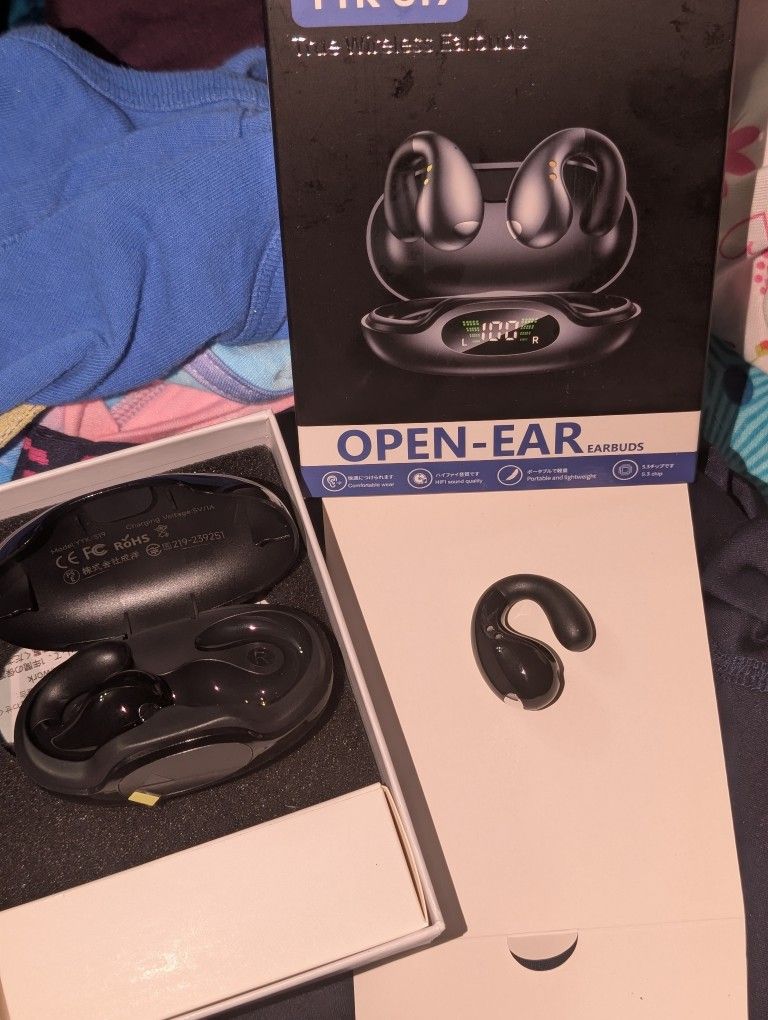 Black Clip On Earbuds