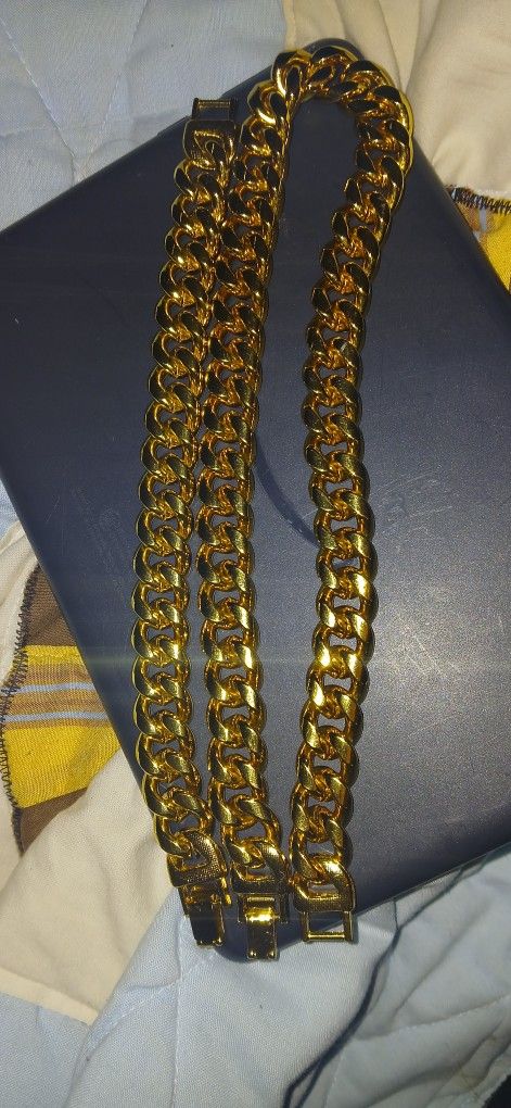 Gold Necklace And Bracelet