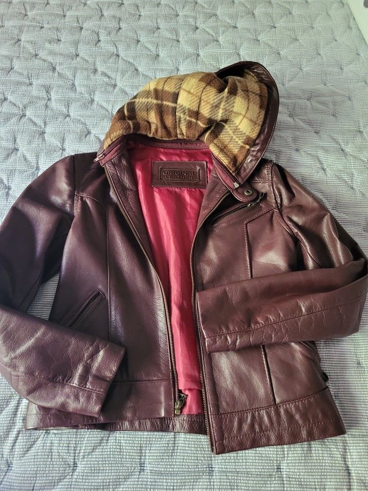 Louis Vuitton Green Varsity Leather Jacket for Sale in Federal Way, WA -  OfferUp