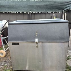 Bin O-ICE-Matic (800 Lb) Buenas Condiciones