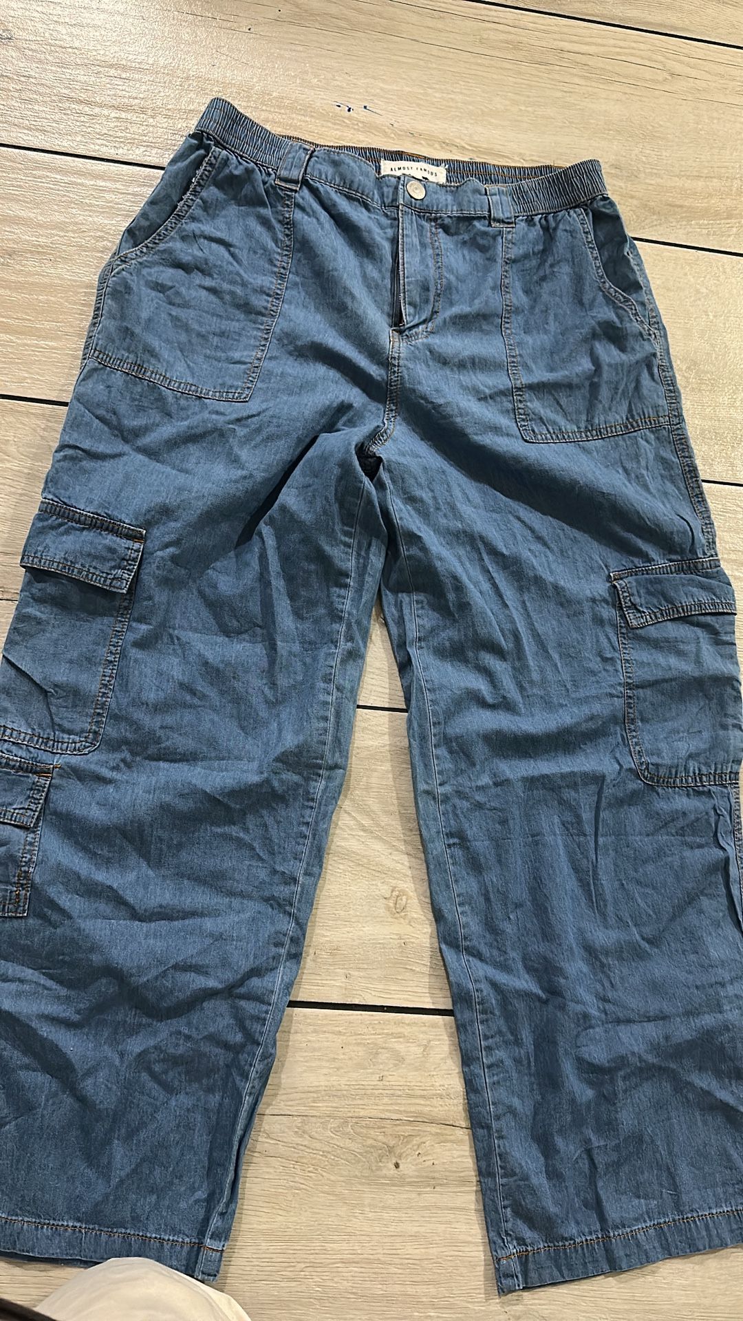 Women Cargo Jeans