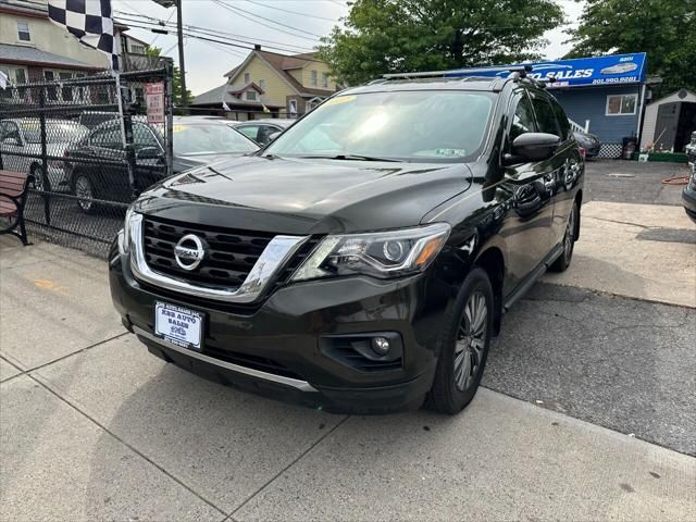 2017 Nissan Pathfinder