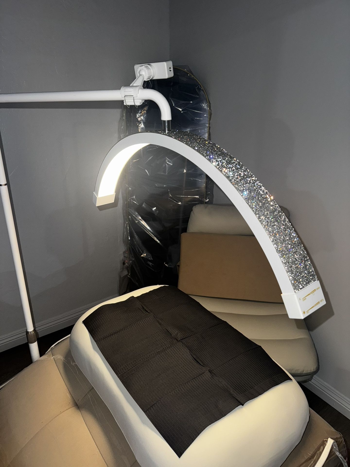 Half Moon Lamp
