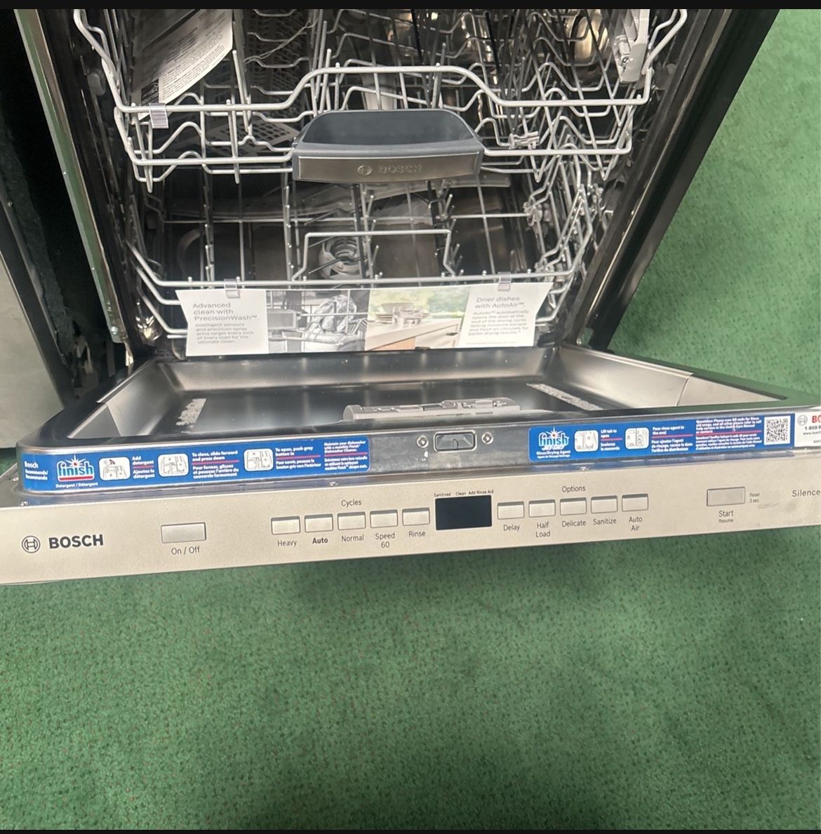 Bosch 500 Series 24”