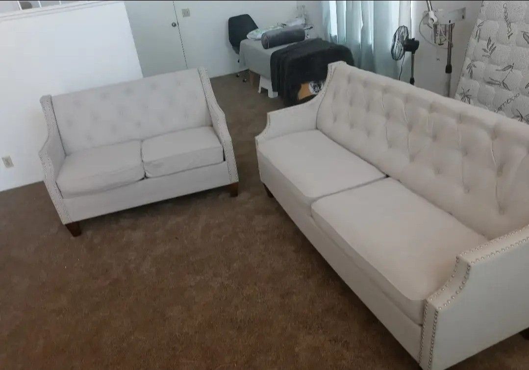 Special/2PC BEIGE Tufted Sofa & Loveseat Set