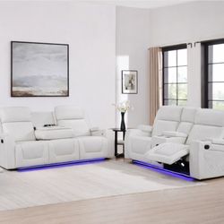 2 PC SOFA AND LOVESEAT NEW IN BOX