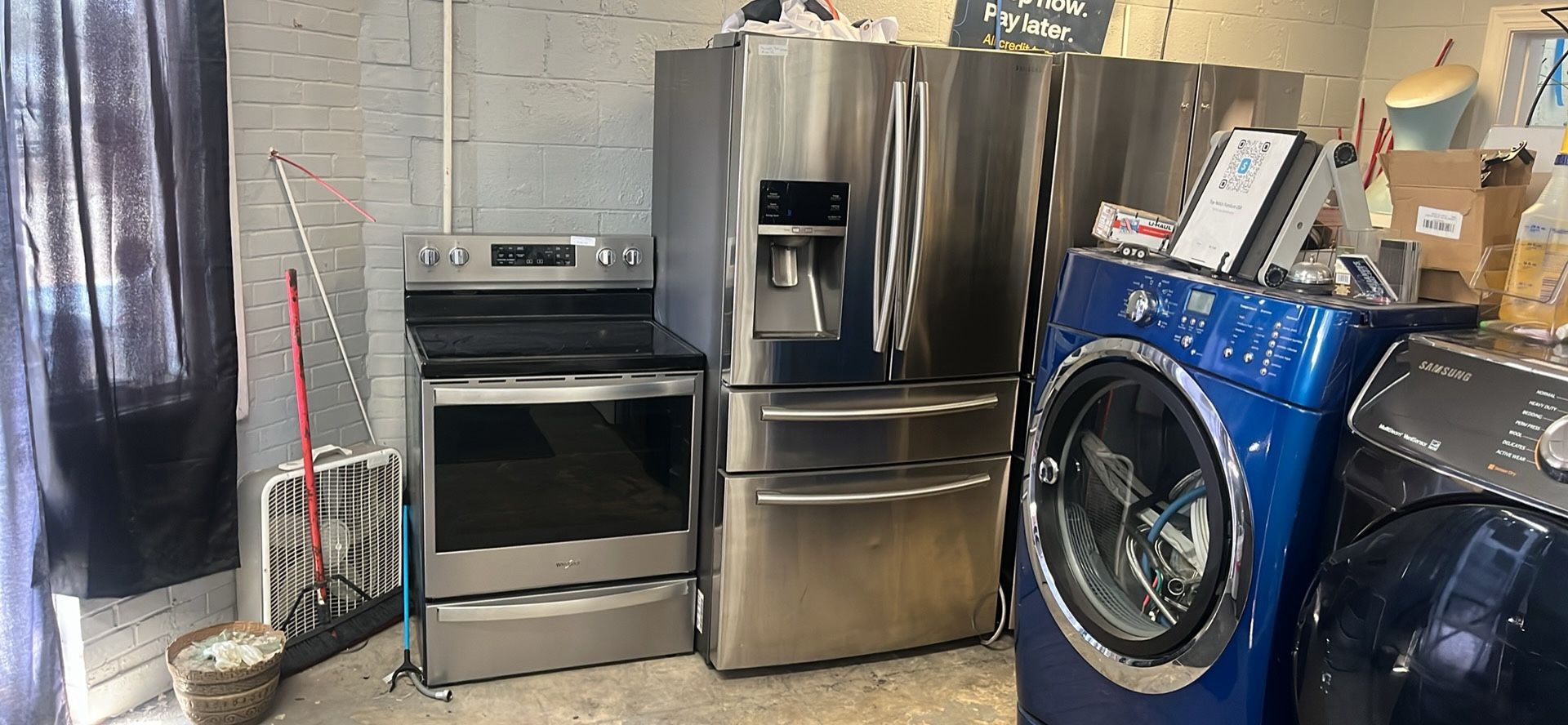 Refrigerator Stove Dishwasher Microwave