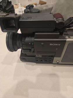 Vintage Sony Handycam Pro CCD-V110 Video8 Camcorder - Untested As-Is