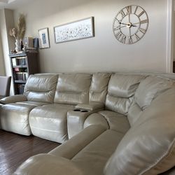 Sectional Sofa/couch 