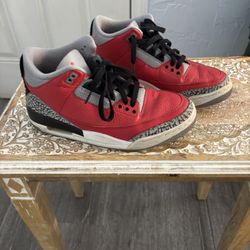 Nike Jordan Retro 3 Size 9 Used