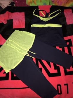 Bebe sports set top M y pants S