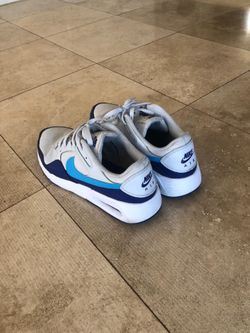 Nike size 11 in great 👍🏼 condition- $29 cash FIRM - must come to Huntington Beach