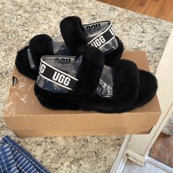 UGG slippers Women Size 8 