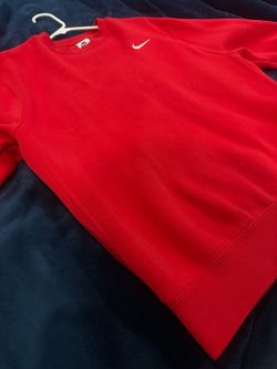 nike crew neck used apple red medium