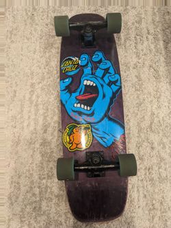 Santa cruz skateboard cruiser