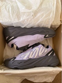 Adidas• Yeezy 700 MNVN in Geode