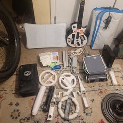 Nintendo Wii System & Assecories Lot