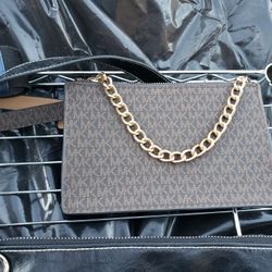 Micheal Kors Fanny Pak