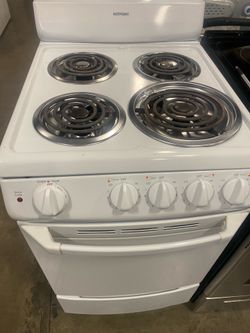 HOTPOINT 20” ELECTRIC STOVE with WARRANTY