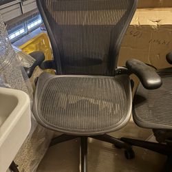Office Chairs 
