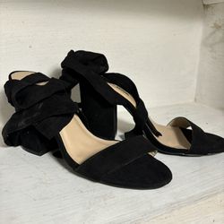 Fashion Nova black Heels