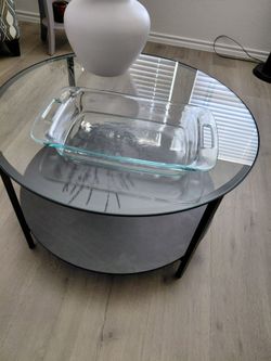 PYREX CASSEROLE DISH