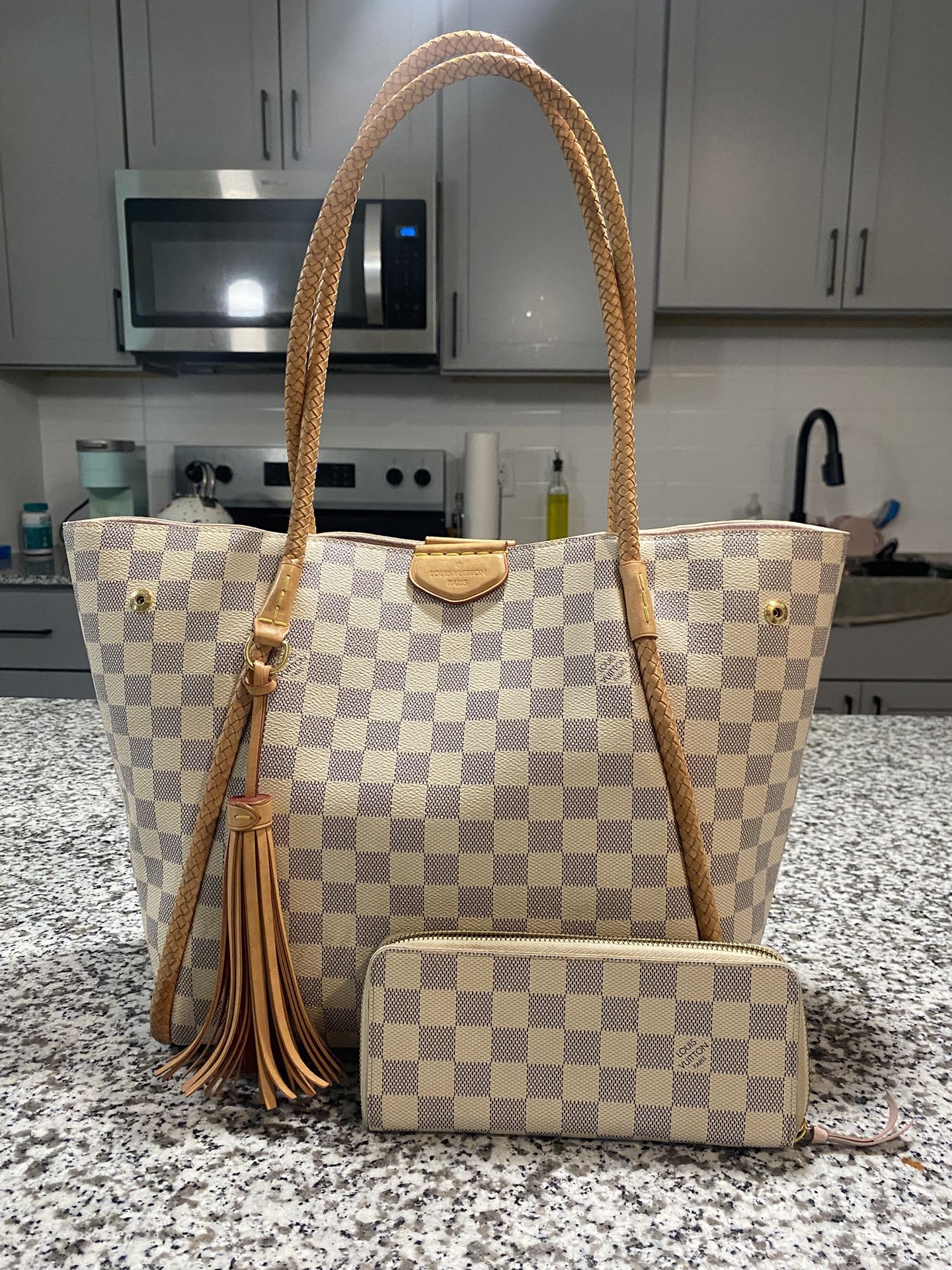 Louis Vuitton Purse + Wallet!