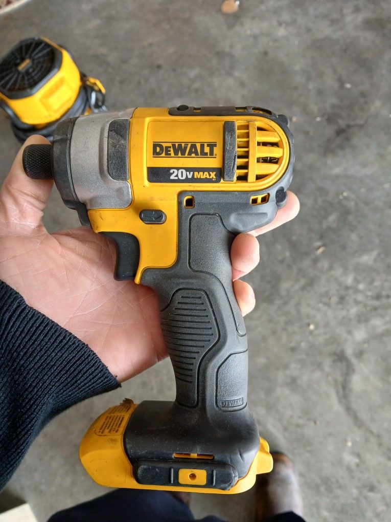 Dewalt 20V 1/4" Impact Screw Gun (Tool Only) $40