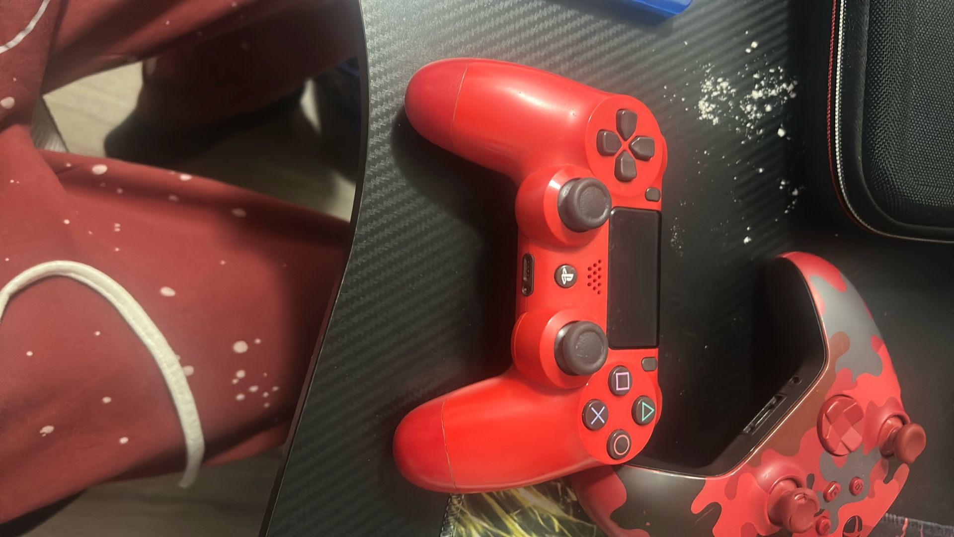 PS4 Controller