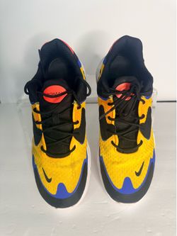 Men's Nike sneakers