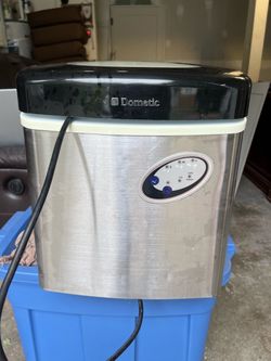 Portable icemaker