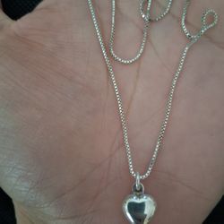Happy Valentines Heart Necklace 