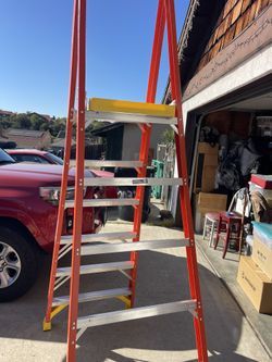 New 6206 Podium Ladder