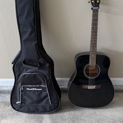 Yamaha F335BL with Case